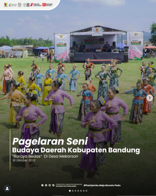 pagelaran-seni-budaya-kabupaten-bandung-baraya-bedas-yang-diselenggarakan-di-desa-mekarsari-kecamatan-pasirjambu