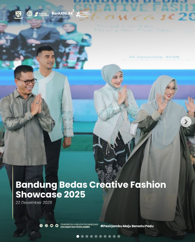 ibu-kasi-pemberdayaan-masyarakat-kecamatan-pasirjambu-menghadiri-bandung-bedas-creative-fashion-showcase-2025-yang-digelar-di-dome-bale-rame-soreang